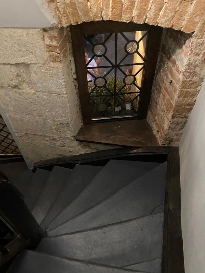 Центер Квартира На Вулиці Лесі Українки 19 Lviv Exterior photo